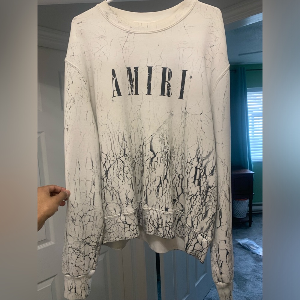 Amiri cracked dye core logo crewneck